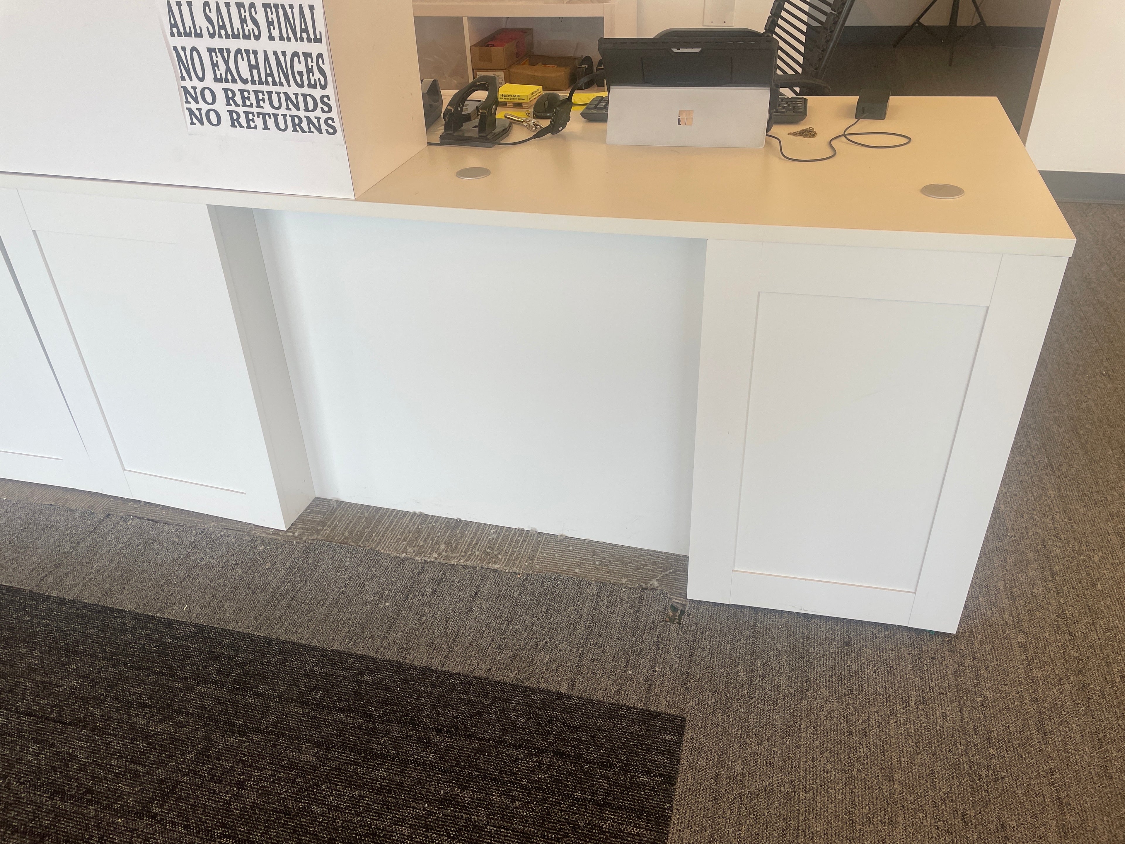 White desk (mfg unknown)