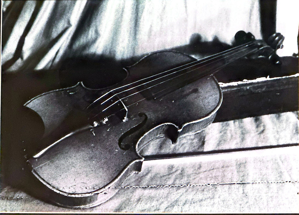 Craig Scottland - Art - Fine Tuning